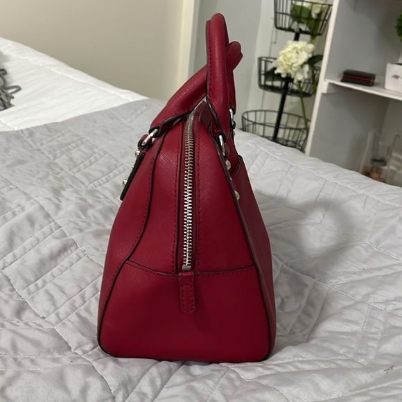 Michael Kors Saffiano Small
Satchel in Dark Cherry Red - Picture 2 of 7